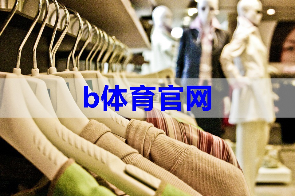 这才是中年女人最值得借鉴的穿衣模板!简单不挑人,优雅高级 这才是中年女人最值得借鉴的穿衣模板!简单不挑人,优雅高级